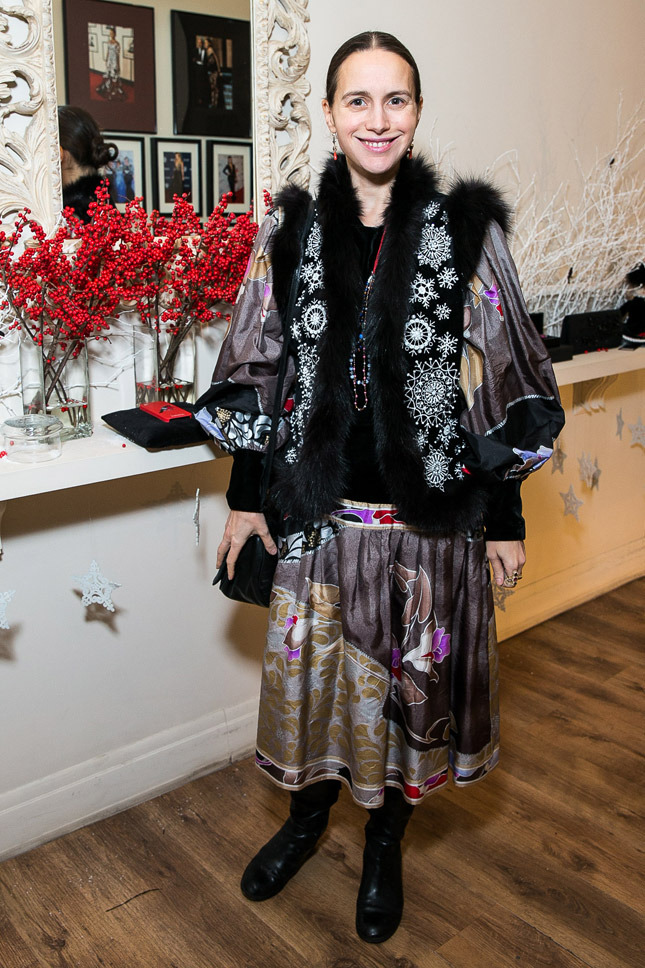 ����� ������� �� �������������� �������� � ���� ���� Yanina