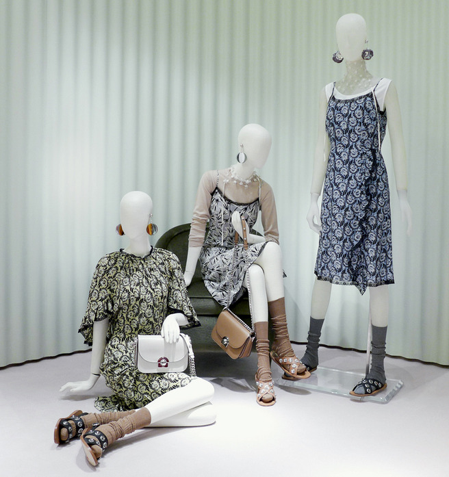 �������� ���� �������� ��������� Prada