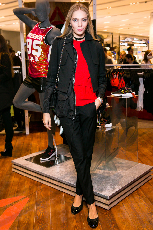 ������ ��������� �� ����������� Reebok � ���������� ��������