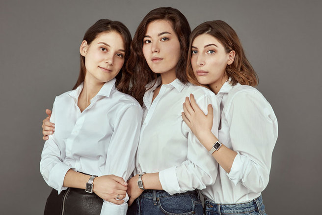 ��� ��������� �� ������� Vogue ������� ���-�������, ������������� ������ Chanel Boy-Friend Tweed