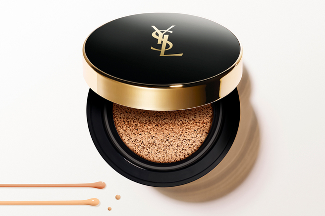 ������� ��������� �������� YSL Encre de Peau ������ �����
