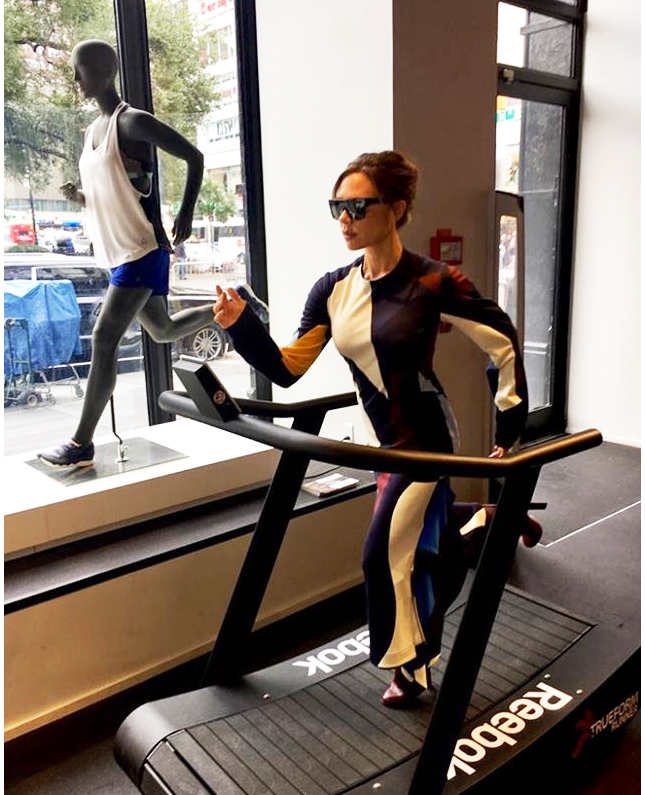 �������� ������ � Victoria Beckham �� ������� �������